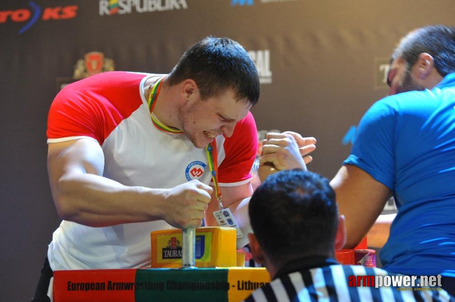 Euroarm 2013 - day 3 - left hand juniors 21, seniors # Armwrestling # Armpower.net