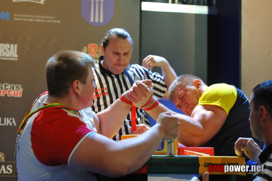 Euroarm 2013 - day 3 - left hand juniors 21, seniors # Armwrestling # Armpower.net