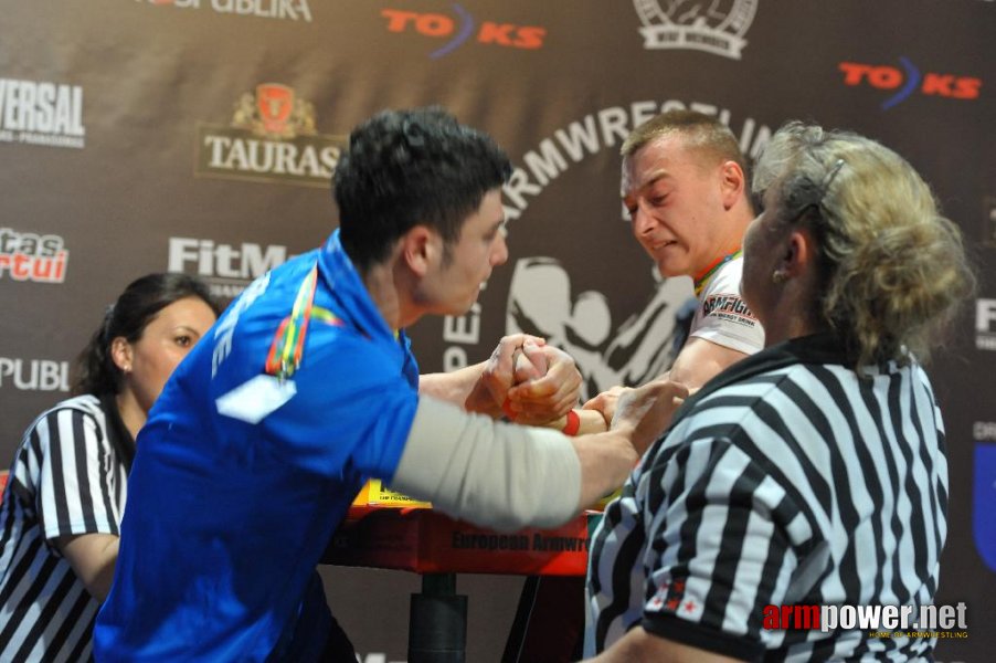 Euroarm 2013 - day 3 - left hand juniors 21, seniors # Armwrestling # Armpower.net