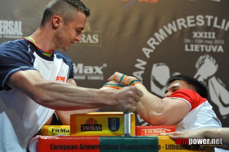 Euroarm 2013 - day 3 - left hand juniors 21, seniors # Siłowanie na ręce # Armwrestling # Armpower.net