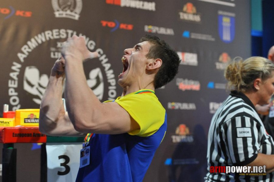 Euroarm 2013 - day 3 - left hand juniors 21, seniors # Armwrestling # Armpower.net