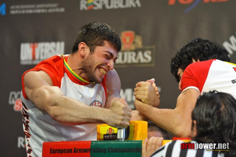 Euroarm 2013 - day 3 - left hand juniors 21, seniors # Armwrestling # Armpower.net