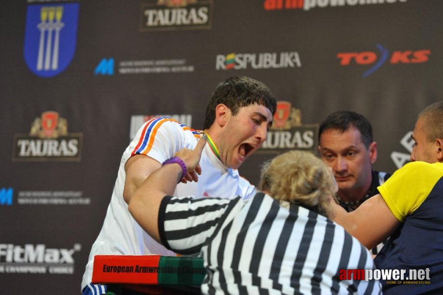 Euroarm 2013 - day 3 - left hand juniors 21, seniors # Armwrestling # Armpower.net