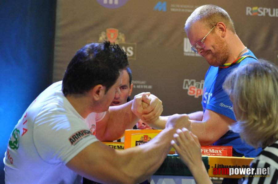 Euroarm 2013 - day 3 - left hand juniors 21, seniors # Armwrestling # Armpower.net