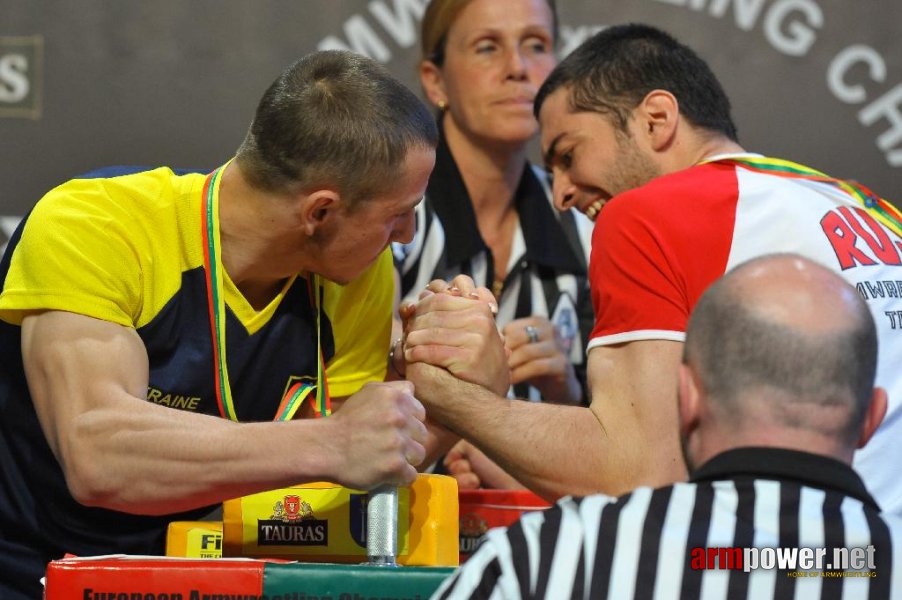 Euroarm 2013 - day 3 - left hand juniors 21, seniors # Armwrestling # Armpower.net