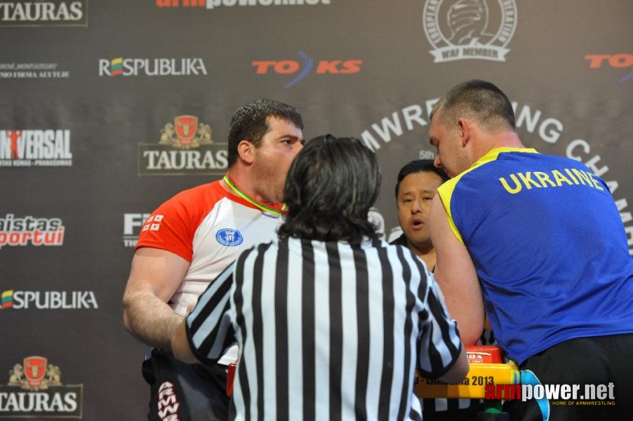 Euroarm 2013 - day 3 - left hand juniors 21, seniors # Siłowanie na ręce # Armwrestling # Armpower.net