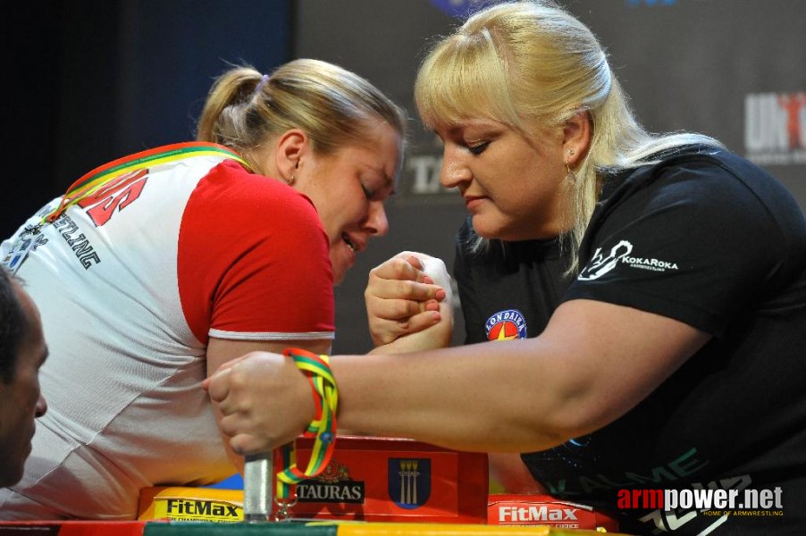 Euroarm 2013 - day 4 - right hand juniors 21, seniors # Siłowanie na ręce # Armwrestling # Armpower.net