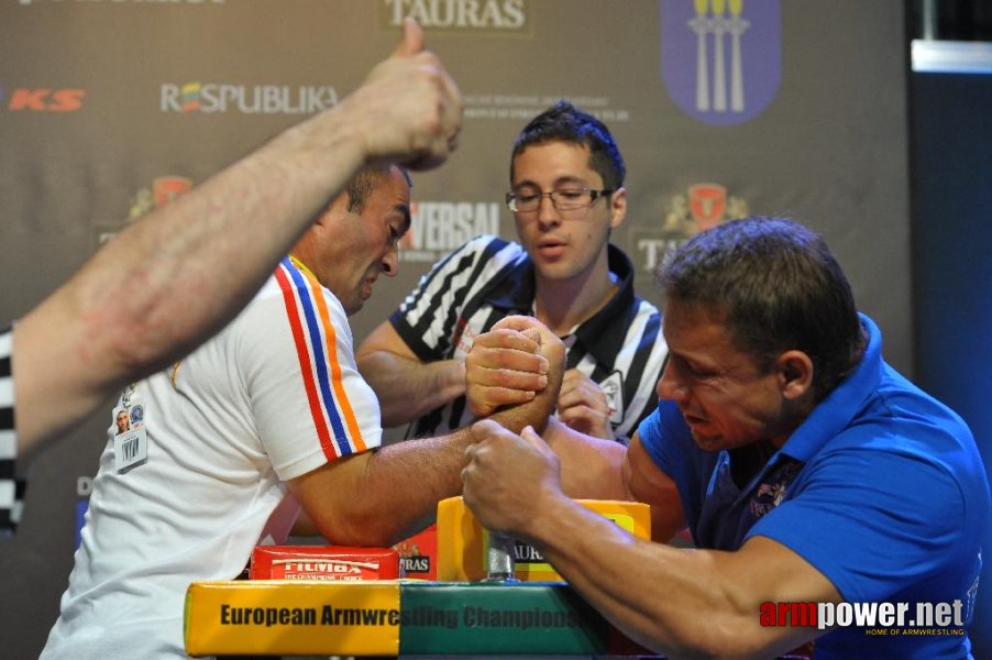 Euroarm 2013 - day 4 - right hand juniors 21, seniors # Armwrestling # Armpower.net