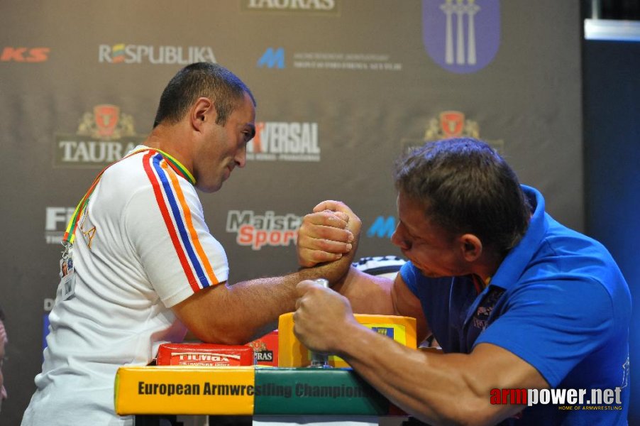 Euroarm 2013 - day 4 - right hand juniors 21, seniors # Siłowanie na ręce # Armwrestling # Armpower.net