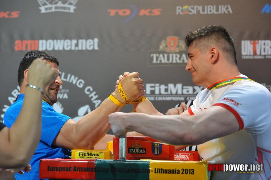 Euroarm 2013 - day 4 - right hand juniors 21, seniors # Armwrestling # Armpower.net