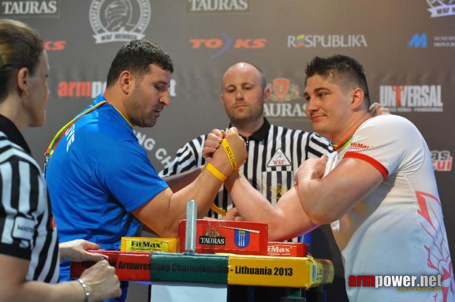 Euroarm 2013 - day 4 - right hand juniors 21, seniors # Siłowanie na ręce # Armwrestling # Armpower.net