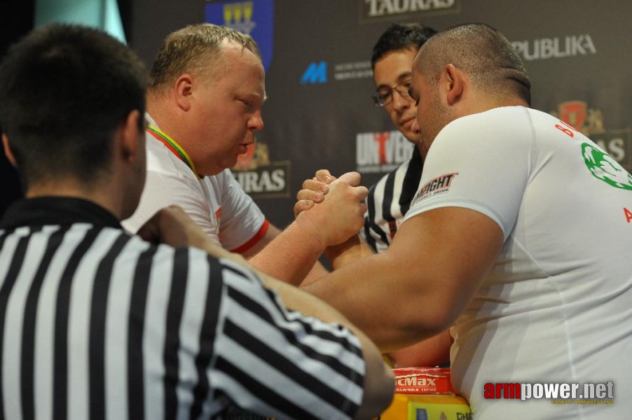 Euroarm 2013 - day 4 - right hand juniors 21, seniors # Siłowanie na ręce # Armwrestling # Armpower.net