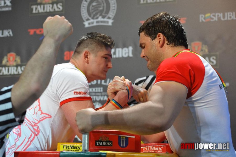 Euroarm 2013 - day 4 - right hand juniors 21, seniors # Siłowanie na ręce # Armwrestling # Armpower.net