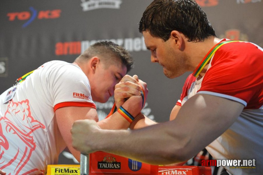 Euroarm 2013 - day 4 - right hand juniors 21, seniors # Siłowanie na ręce # Armwrestling # Armpower.net