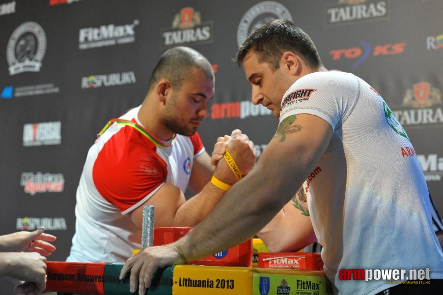 Euroarm 2013 - day 4 - right hand juniors 21, seniors # Armwrestling # Armpower.net