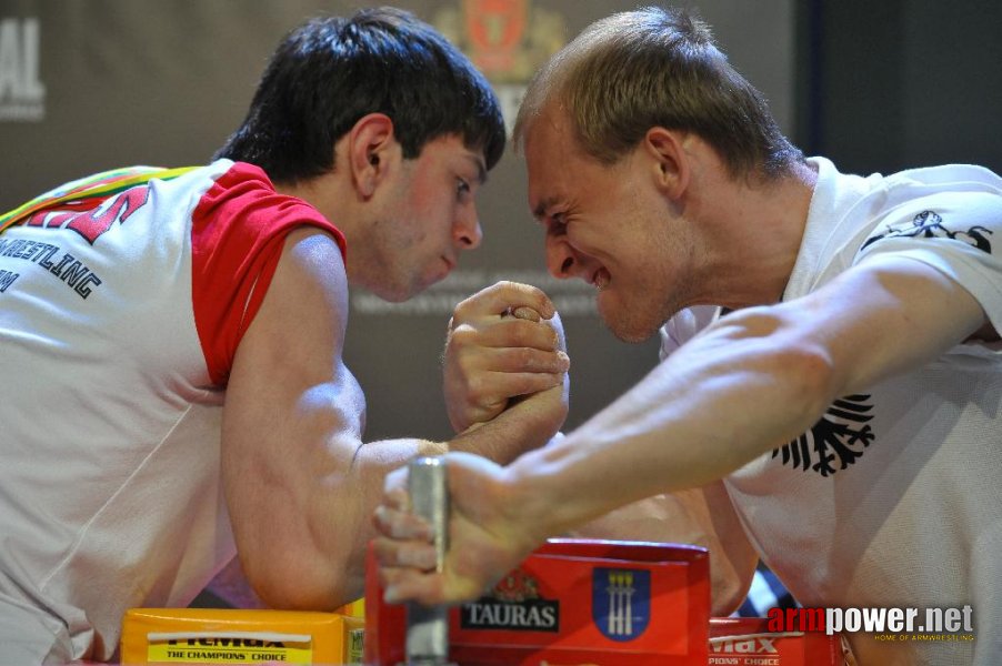 Euroarm 2013 - day 4 - right hand juniors 21, seniors # Armwrestling # Armpower.net