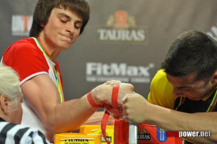 Euroarm 2013 - day 4 - right hand juniors 21, seniors # Armwrestling # Armpower.net