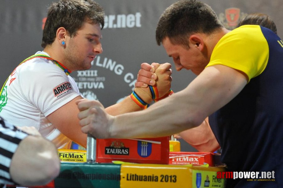 Euroarm 2013 - day 4 - right hand juniors 21, seniors # Siłowanie na ręce # Armwrestling # Armpower.net