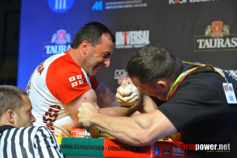 Euroarm 2013 - day 4 - right hand juniors 21, seniors # Armwrestling # Armpower.net