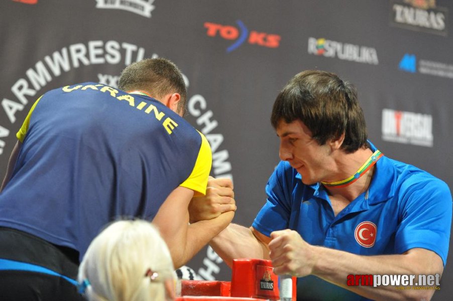 Euroarm 2013 - day 4 - right hand juniors 21, seniors # Siłowanie na ręce # Armwrestling # Armpower.net