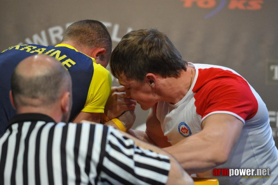 Euroarm 2013 - day 4 - right hand juniors 21, seniors # Armwrestling # Armpower.net