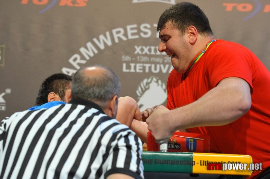 Euroarm 2013 - day 4 - right hand juniors 21, seniors # Armwrestling # Armpower.net