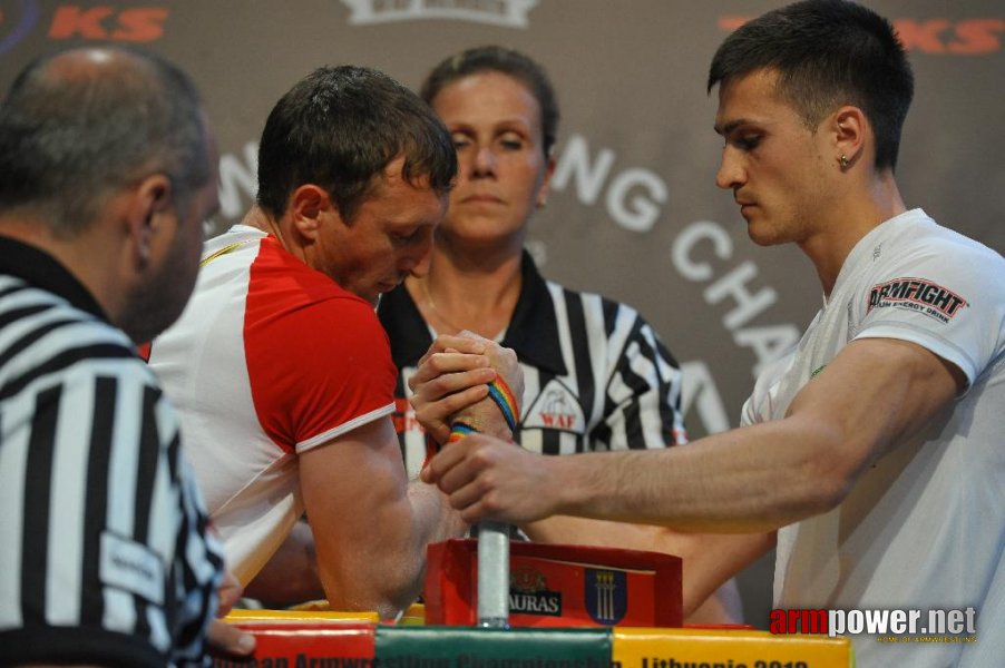 Euroarm 2013 - day 4 - right hand juniors 21, seniors # Siłowanie na ręce # Armwrestling # Armpower.net