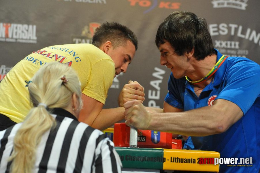 Euroarm 2013 - day 4 - right hand juniors 21, seniors # Siłowanie na ręce # Armwrestling # Armpower.net