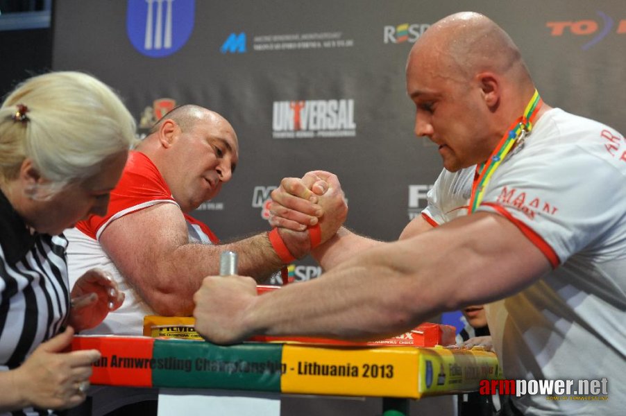 Euroarm 2013 - day 4 - right hand juniors 21, seniors # Armwrestling # Armpower.net