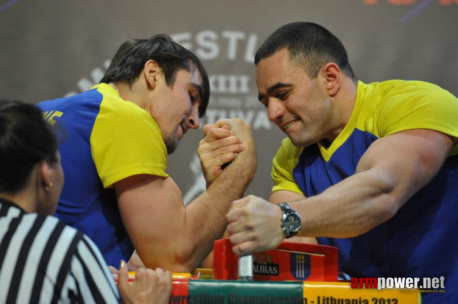 Euroarm 2013 - day 4 - right hand juniors 21, seniors # Siłowanie na ręce # Armwrestling # Armpower.net