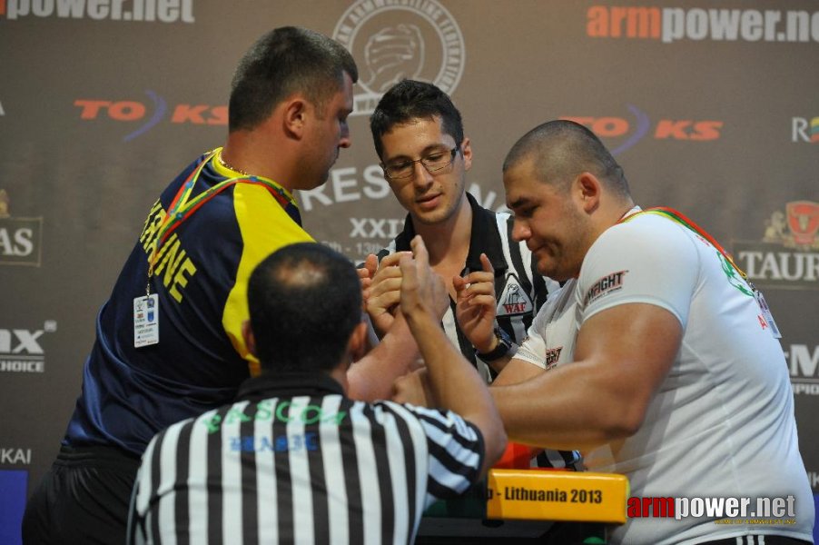 Euroarm 2013 - day 4 - right hand juniors 21, seniors # Siłowanie na ręce # Armwrestling # Armpower.net