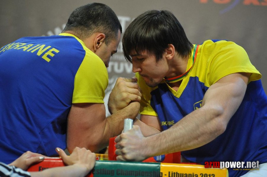 Euroarm 2013 - day 4 - right hand juniors 21, seniors # Armwrestling # Armpower.net