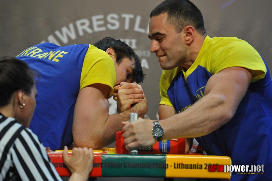 Euroarm 2013 - day 4 - right hand juniors 21, seniors # Armwrestling # Armpower.net