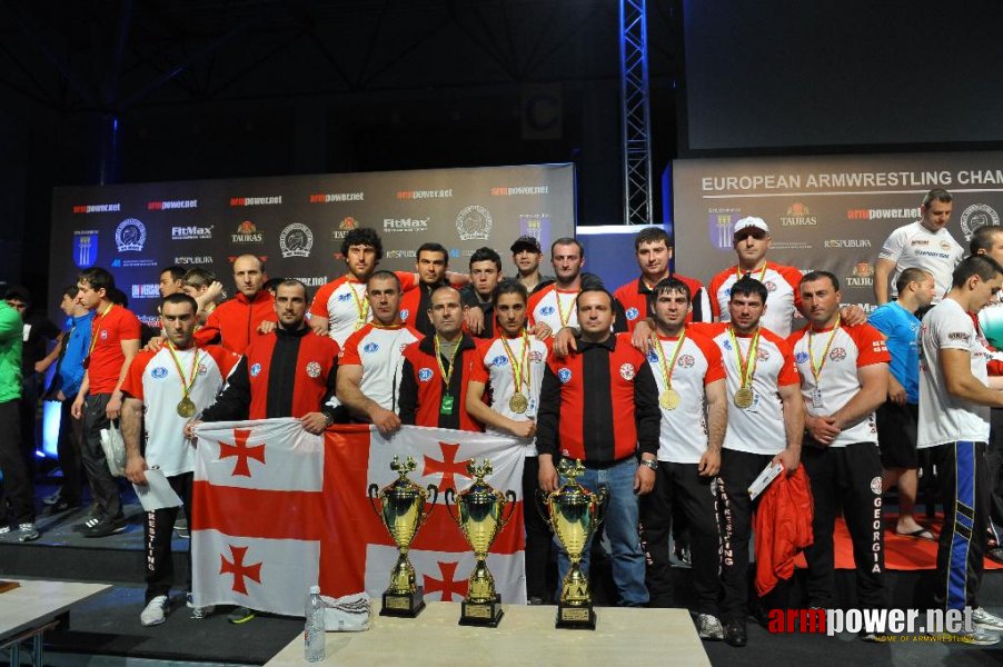 Euroarm 2013 - day 4 - right hand juniors 21, seniors # Siłowanie na ręce # Armwrestling # Armpower.net