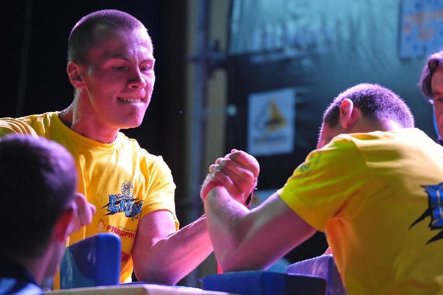 Lion Cup – Fitmax Challenge 2013 # Siłowanie na ręce # Armwrestling # Armpower.net