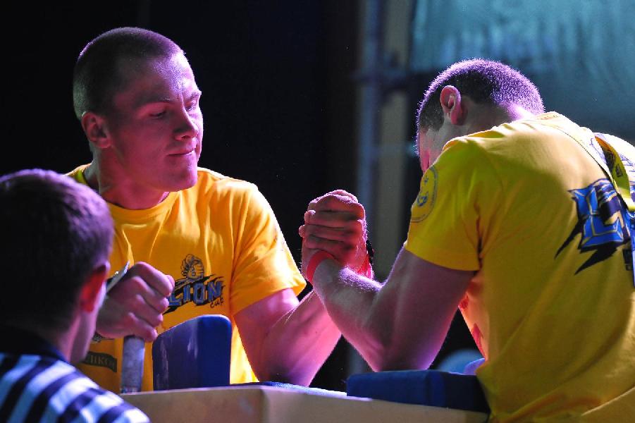 Lion Cup – Fitmax Challenge 2013 # Armwrestling # Armpower.net