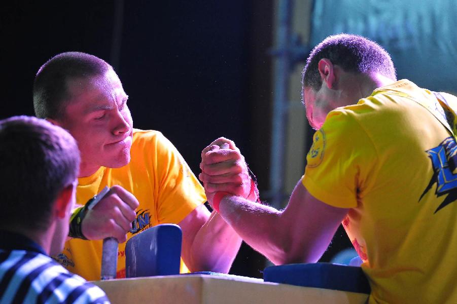 Lion Cup – Fitmax Challenge 2013 # Armwrestling # Armpower.net