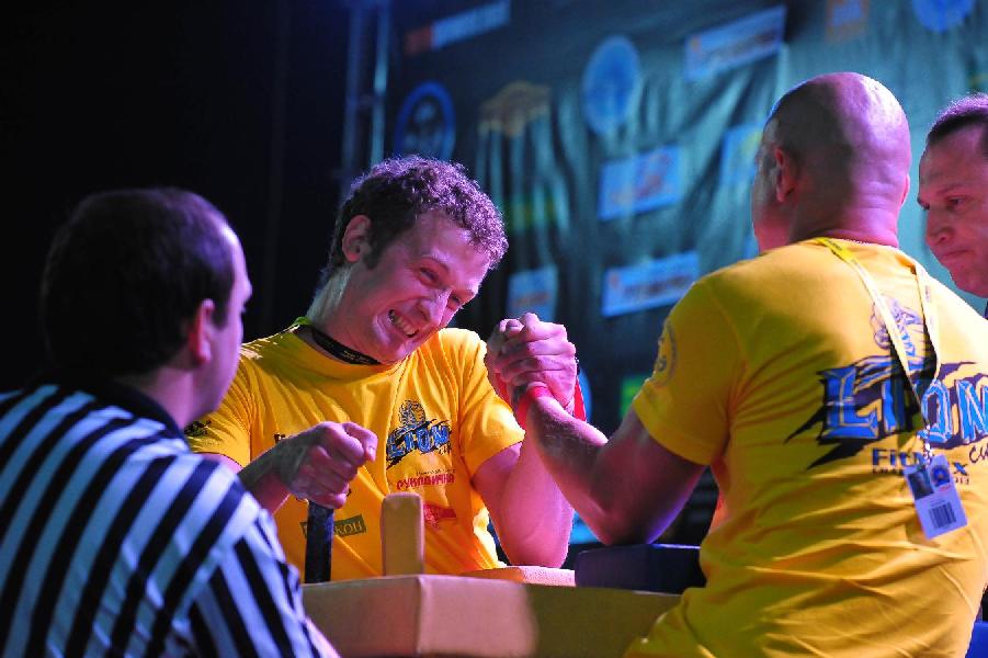 Lion Cup – Fitmax Challenge 2013 # Armwrestling # Armpower.net