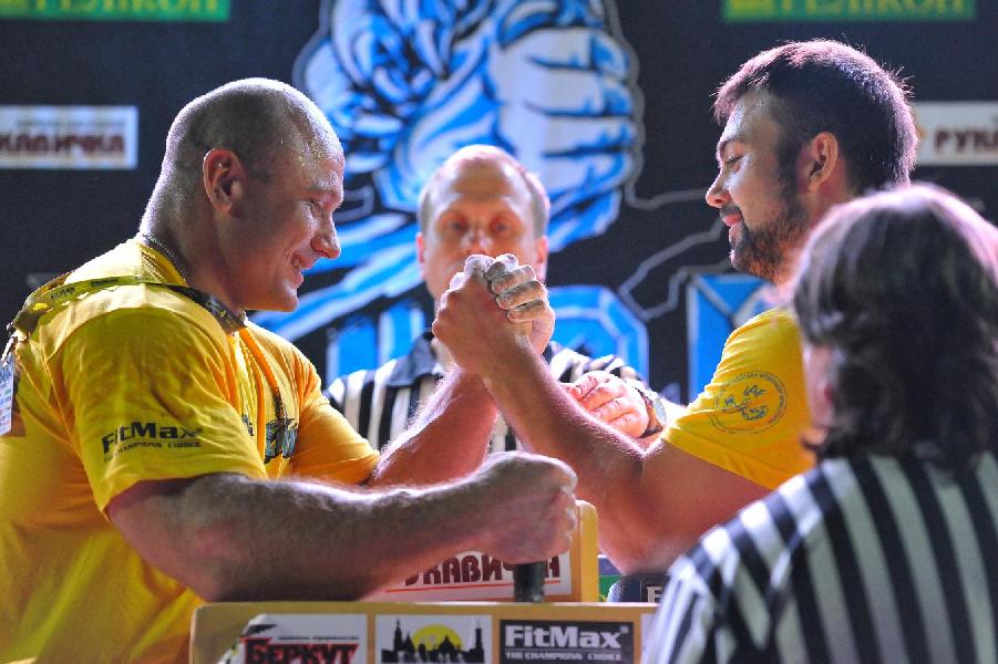 Lion Cup – Fitmax Challenge 2013 # Siłowanie na ręce # Armwrestling # Armpower.net