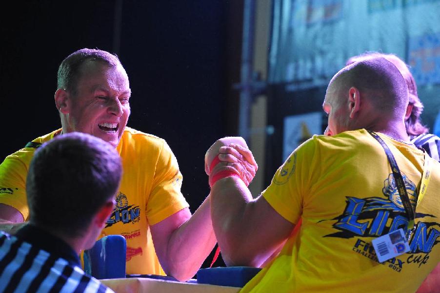 Lion Cup 2013 - Right Hand # Armwrestling # Armpower.net