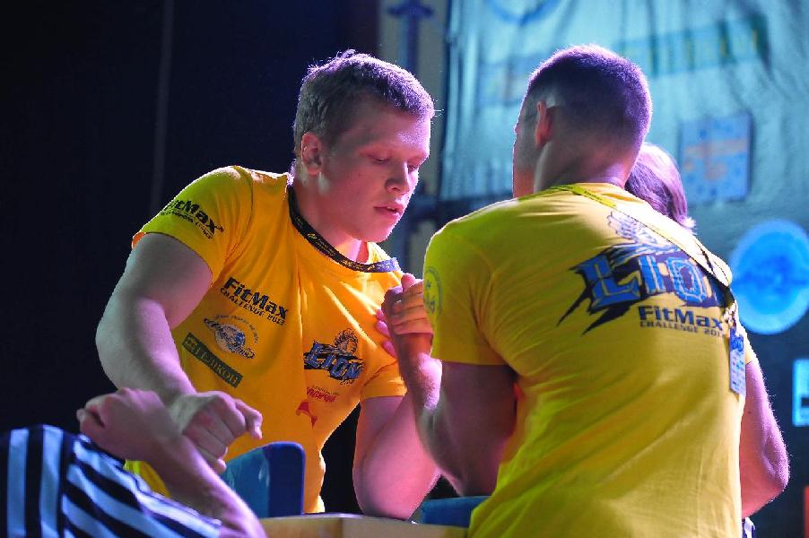 Lion Cup 2013 - Right Hand # Siłowanie na ręce # Armwrestling # Armpower.net