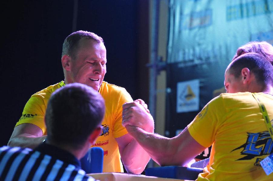 Lion Cup 2013 - Right Hand # Siłowanie na ręce # Armwrestling # Armpower.net