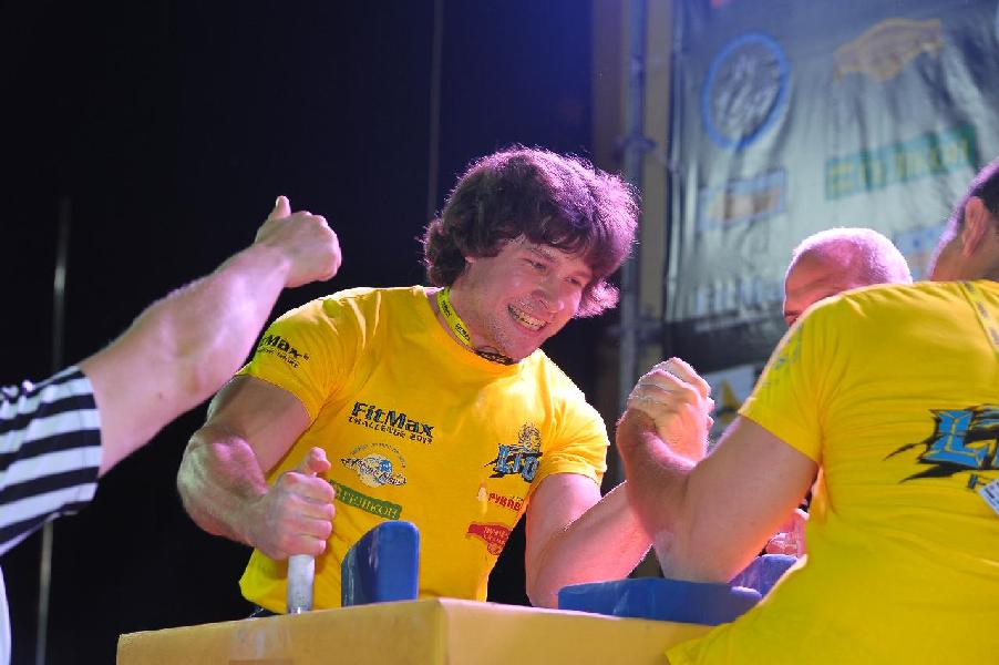 Lion Cup 2013 - Right Hand # Armwrestling # Armpower.net