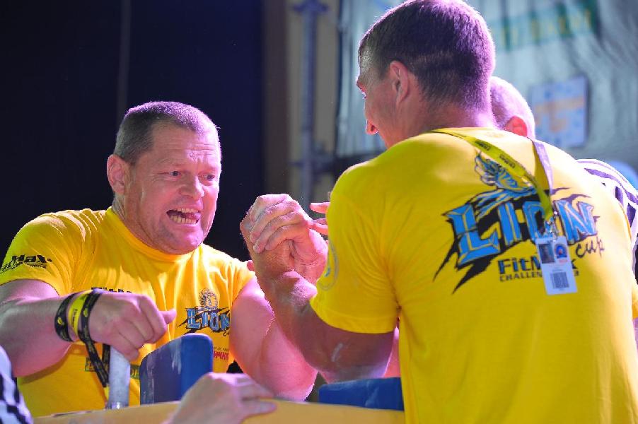 Lion Cup 2013 - Right Hand # Armwrestling # Armpower.net