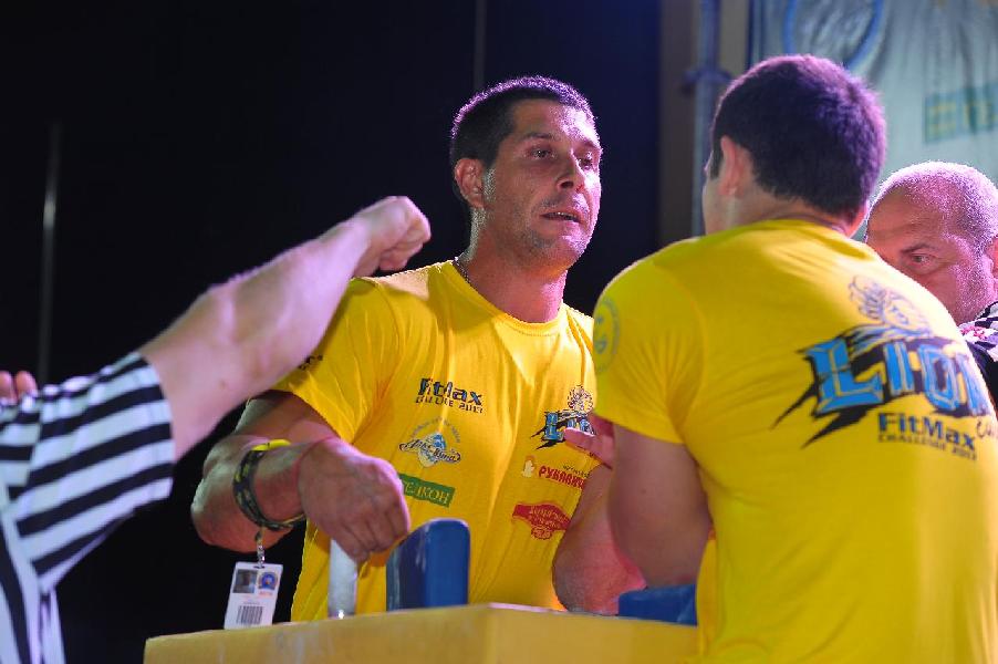 Lion Cup 2013 - Right Hand # Armwrestling # Armpower.net