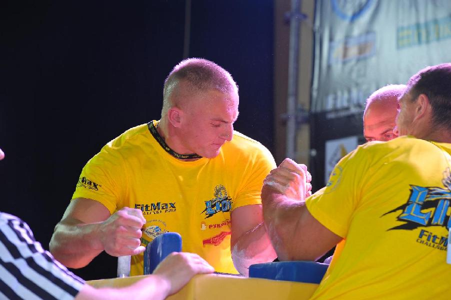 Lion Cup 2013 - Right Hand # Siłowanie na ręce # Armwrestling # Armpower.net