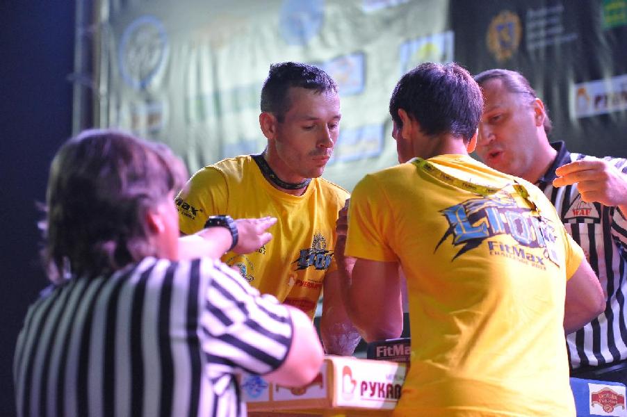 Lion Cup 2013 - Right Hand # Siłowanie na ręce # Armwrestling # Armpower.net