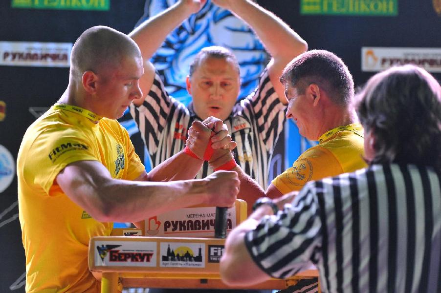 Lion Cup 2013 - Right Hand # Siłowanie na ręce # Armwrestling # Armpower.net