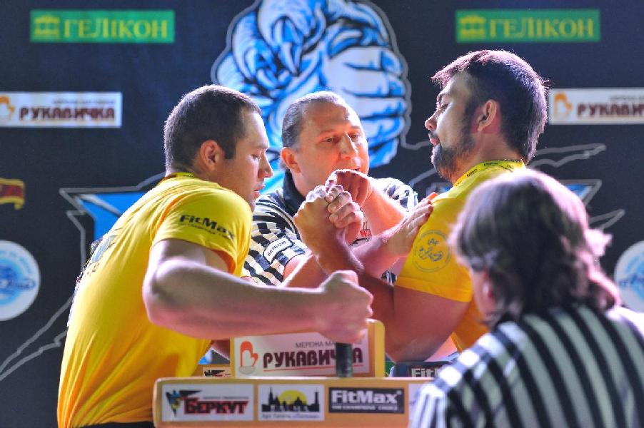 Lion Cup 2013 - Right Hand # Armwrestling # Armpower.net