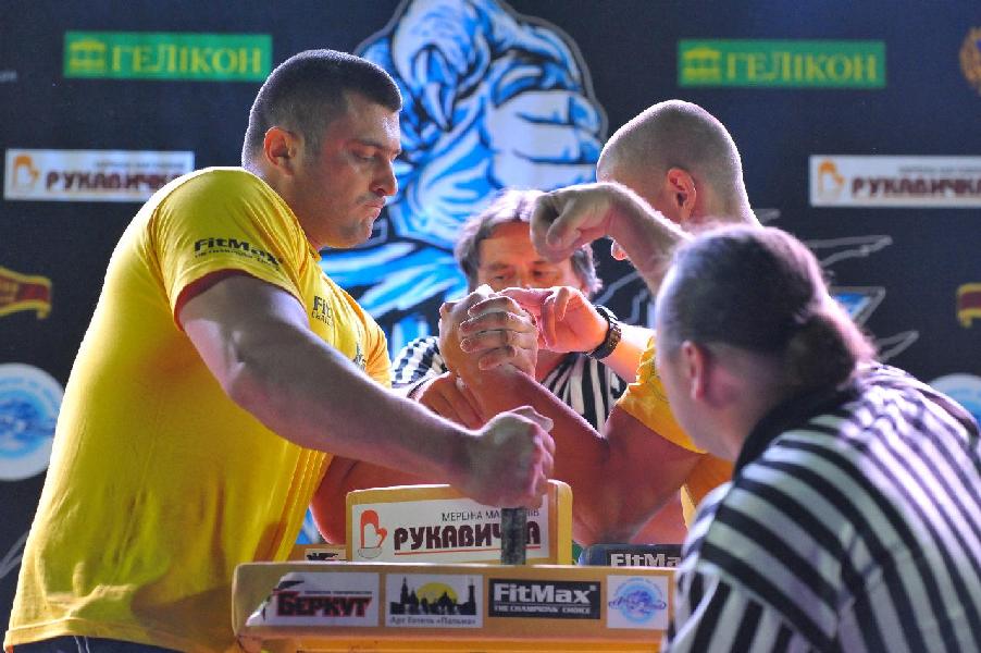 Lion Cup 2013 - Right Hand # Armwrestling # Armpower.net